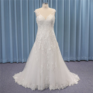 Trendy Plus Size Lace Wedding Dresses & Bridal Gowns