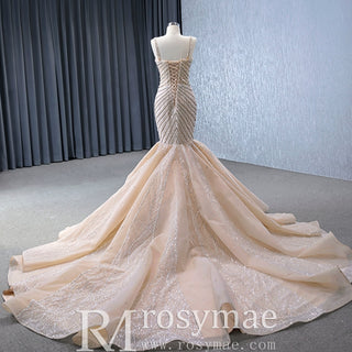 Robe de mariée trompette de luxe avec perles et bretelles spaghetti