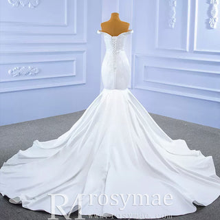 Simple Satin Trumpet Wedding Dress with Off the Shoulder