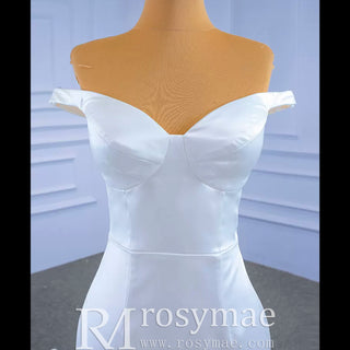 Simple Satin Trumpet Wedding Dress with Off the Shoulder