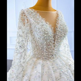 Luxury Beaded Sparkly Ball Gown Wedding Dress with Long Sleeve