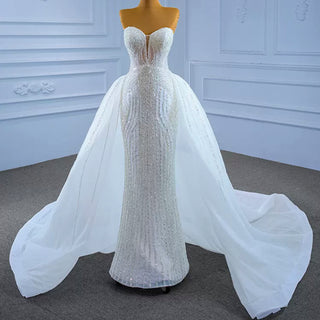 Robe de mariée sirène à col en cœur avec gaine perlée et jupe amovible