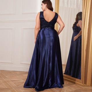 Long Maxi Dress Formal Prom Gown With V-Neckline And Pockets