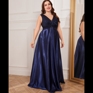 Long Maxi Dress Formal Prom Gown With V-Neckline And Pockets