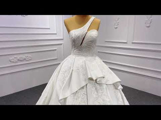 One Shoulder Ball Gown Wedding Dress Lace Appliqued Satin Bridal Gown