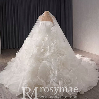 Classic Big Skirt Wedding Dress Strapless Ball Gown Bridal Gown