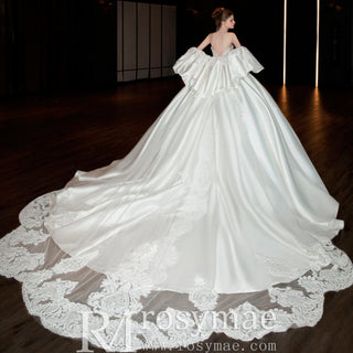 Luxury Satin Ball Gown Sweetheart Wedding Dress with Detachable Sleeve