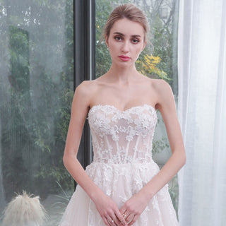 A-Line-Strapless-Tulle-Wedding-Dresses