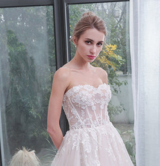 Strapless-A-Line-Beaded-Lace-Tulle-Wedding-Dresses