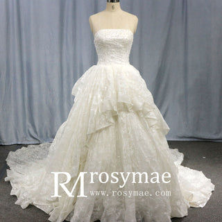 Strapless-ruffled-wedding-dress