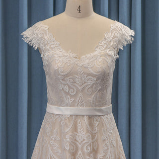 Floral Lace A-line Bridal Gown Wedding Dress with Capped Sleeve