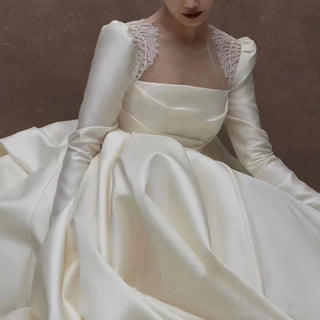 Simple Satin Bridal Wedding Dress with Long Sleeve