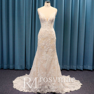 Spaghetti Strap Fit Flare V-neck Lace Bridal Gown Wedding Dress
